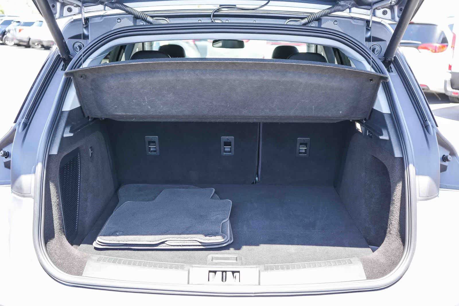 Used 2021 Lincoln Corsair FWD w/ Premium Package image 26