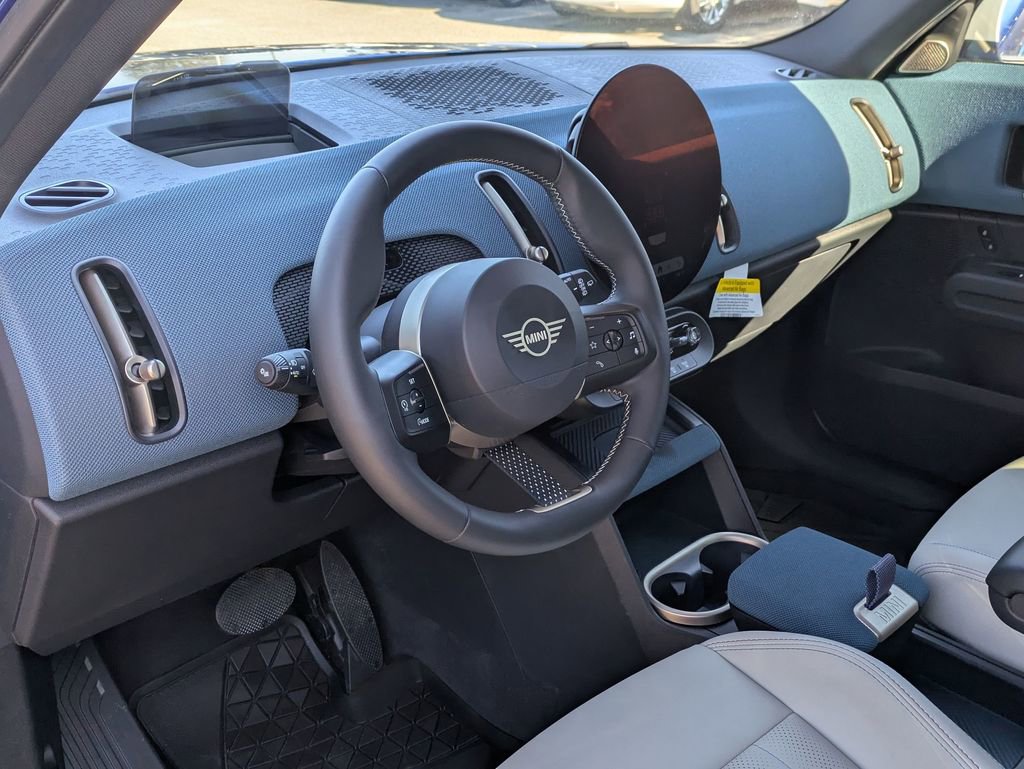 Used 2025 MINI Cooper Countryman S w/ Comfort Package Max image 24