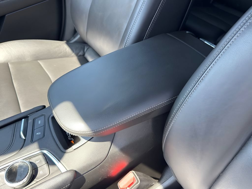 Certified 2025 Cadillac XT6 Premium Luxury FWD image 16