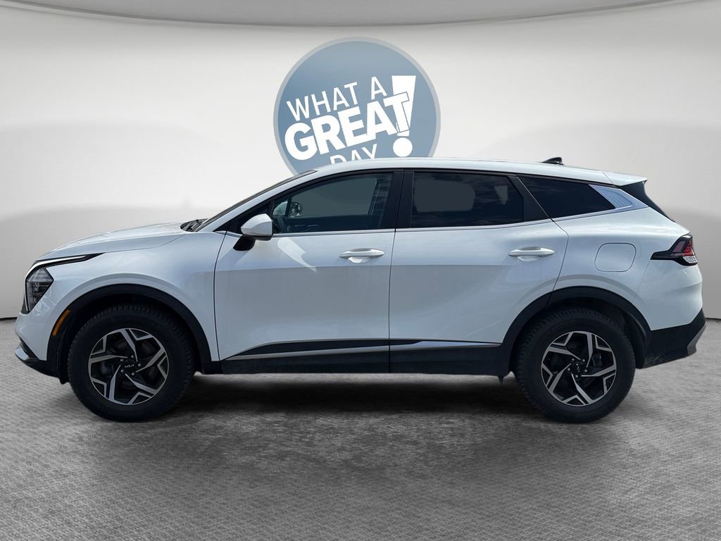 Used 2024 Kia Sportage LX AWD/4WD image 7