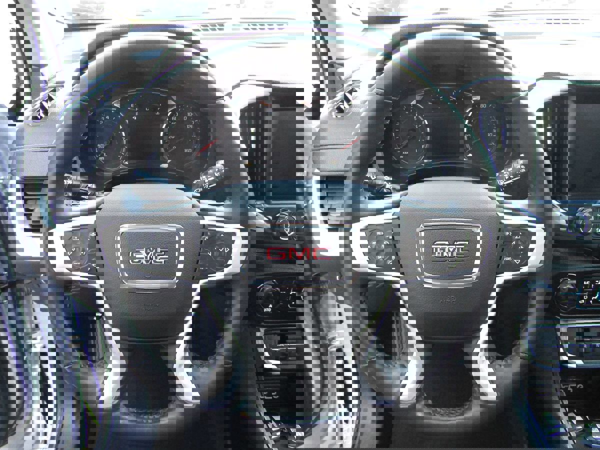 Used 2022 GMC Terrain SLT w/ Infotainment Package II image 7