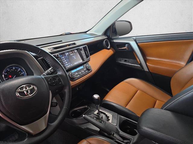 Used 2017 Toyota RAV4 Platinum FWD image 10