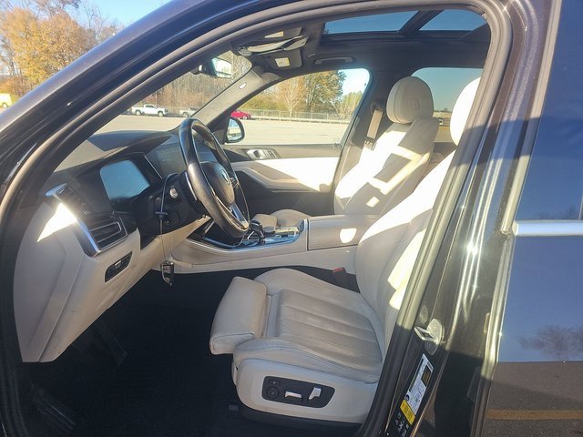 Used 2019 BMW X5 xDrive40i w/ Premium Package 2 image 5