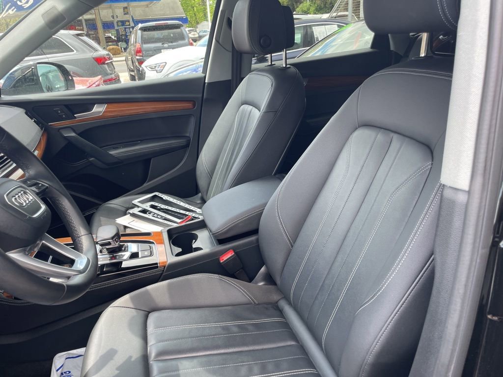 Used 2023 Audi Q5 2.0T Premium Plus w/ Premium Plus Package image 9