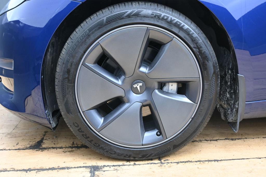 Used 2023 Tesla Model 3 Standard Range RWD image 8