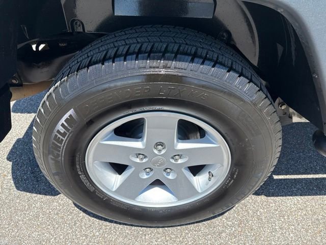 Used 2018 Jeep Wrangler Sport AWD/4WD image 15