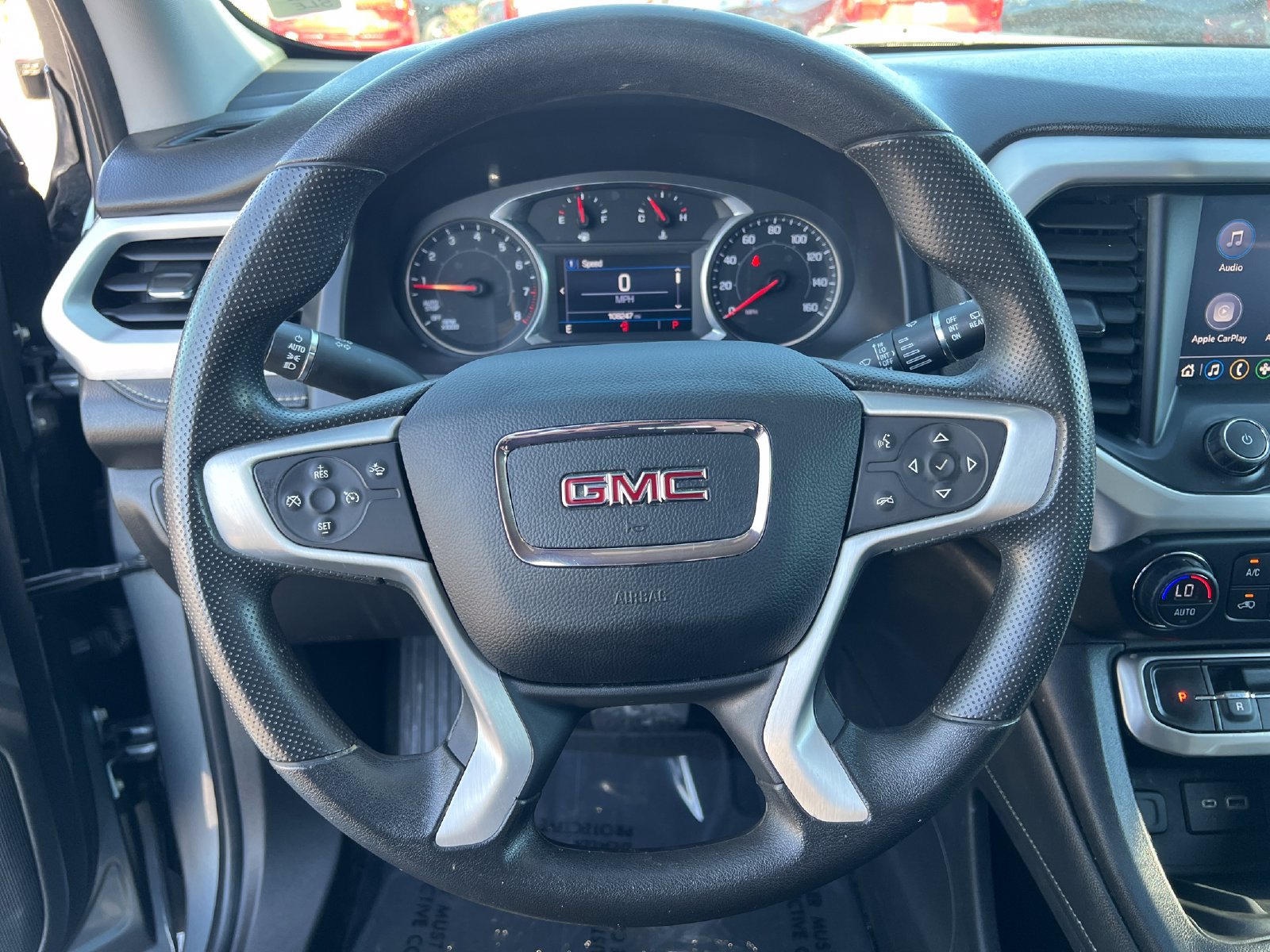 Used 2021 GMC Acadia SLE w/ Driver Convenience Package AWD/4WD image 19