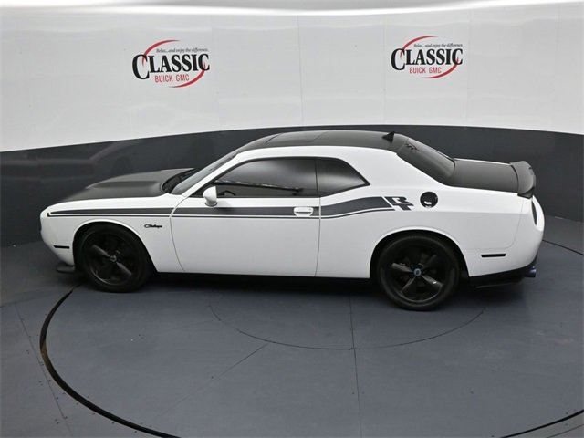 Used 2019 Dodge Challenger R/T w/ Plus Package image 16