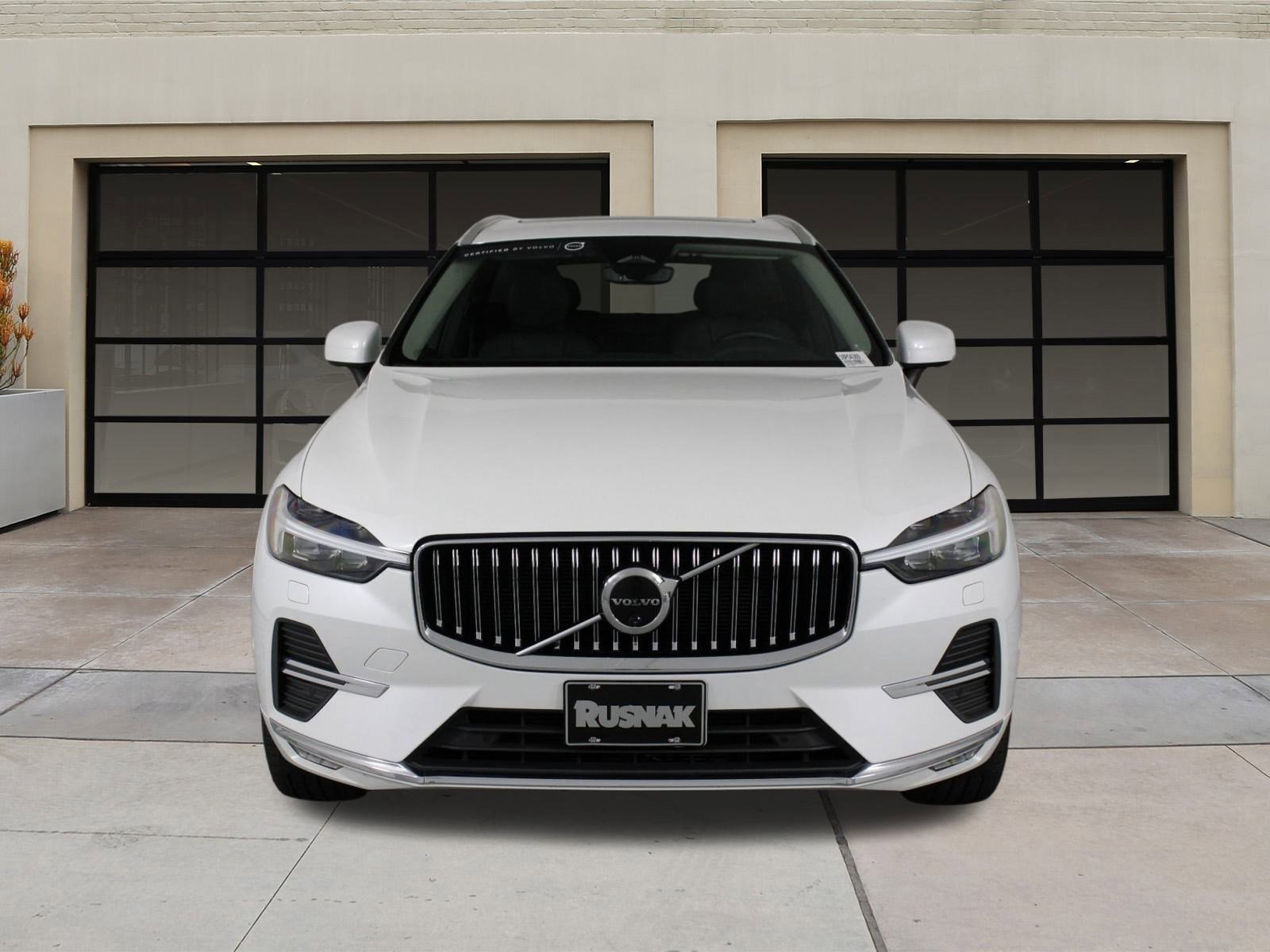 Certified 2023 Volvo XC60 B5 Plus w/ Protection Package Premier image 6