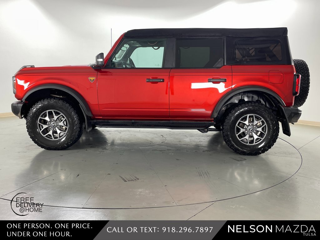 Used 2023 Ford Bronco Badlands image 9