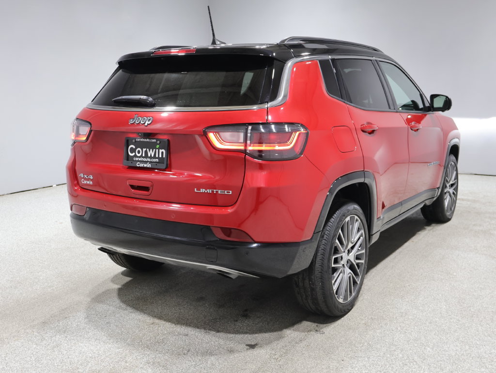 Used 2023 Jeep Compass Limited w/ Elite Group AWD/4WD image 2