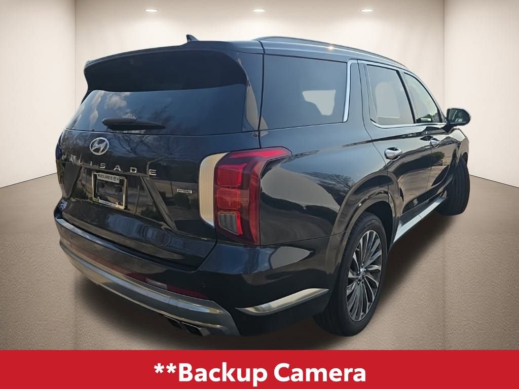 Used 2024 Hyundai Palisade Calligraphy image 4