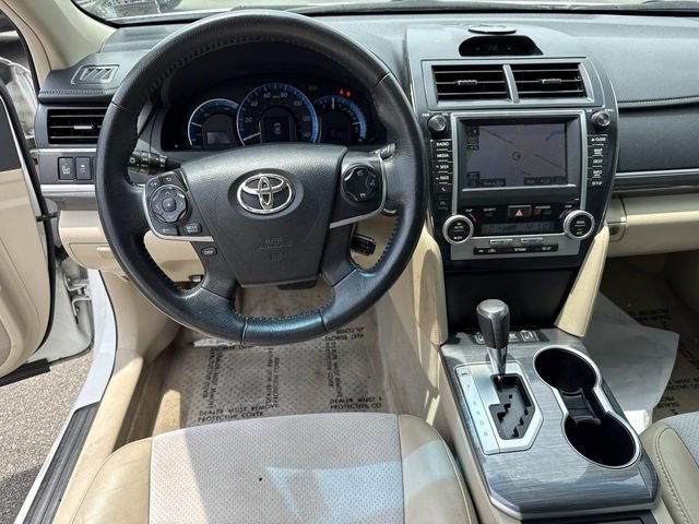 Used 2013 Toyota Camry XLE w/ Leather Pkg FWD image 18