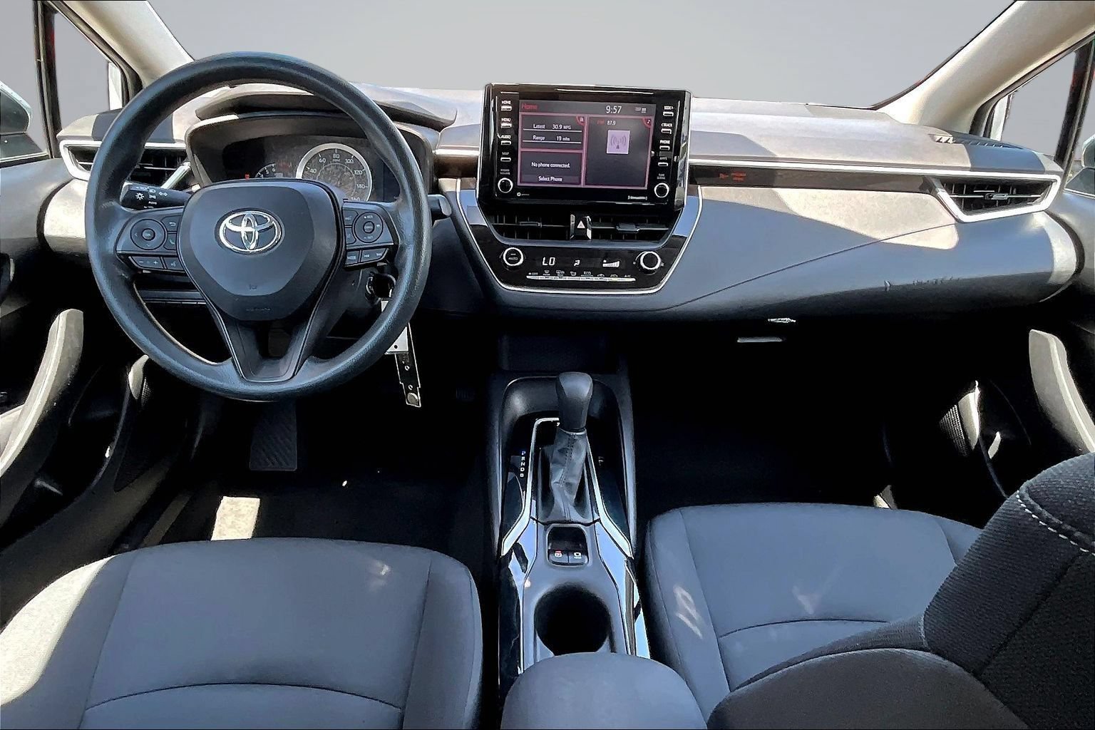 Used 2021 Toyota Corolla LE FWD image 6