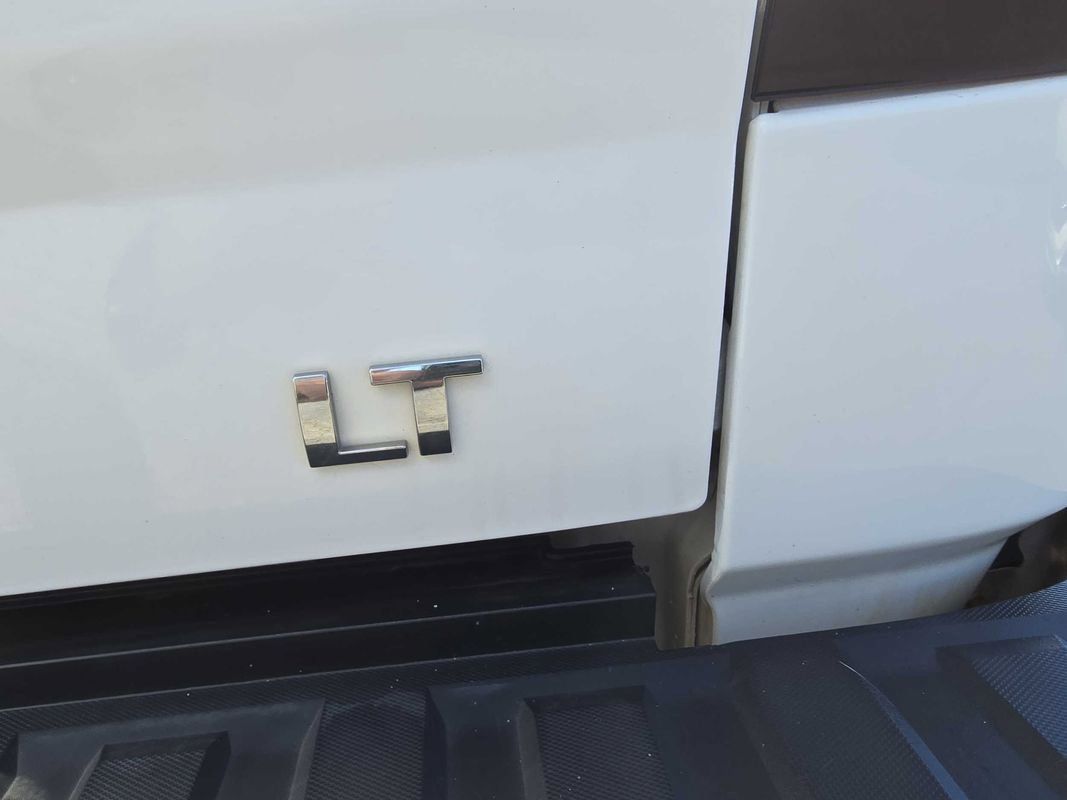 Used 2018 Chevrolet Silverado 1500 LT w/ Texas Edition image 16