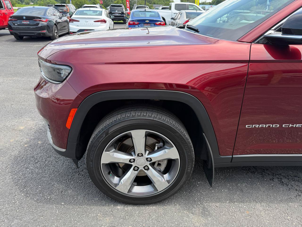 Used 2021 Jeep Grand Cherokee L Limited AWD/4WD image 12