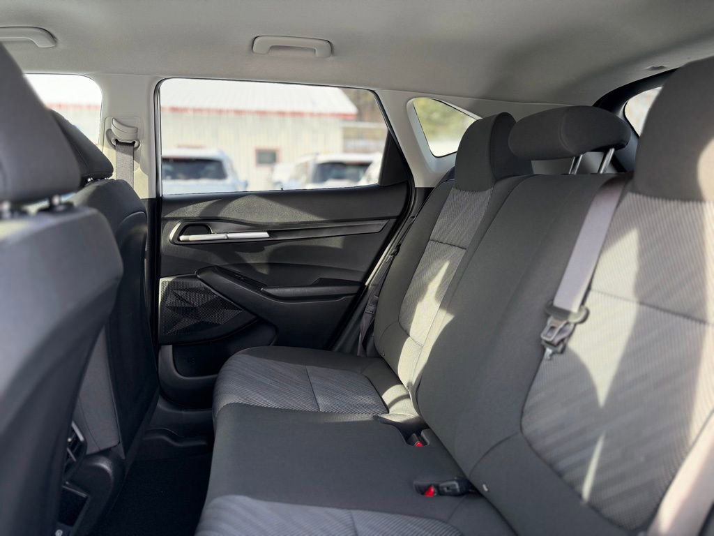 Used 2025 Kia Seltos LX image 6