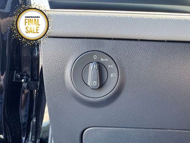 New 2024 Volkswagen Taos SE image 16