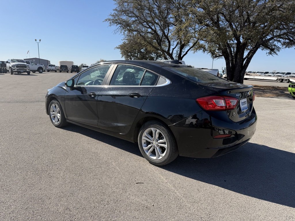 Used 2019 Chevrolet Cruze LT w/ LT Fleet Convenience Package image 3