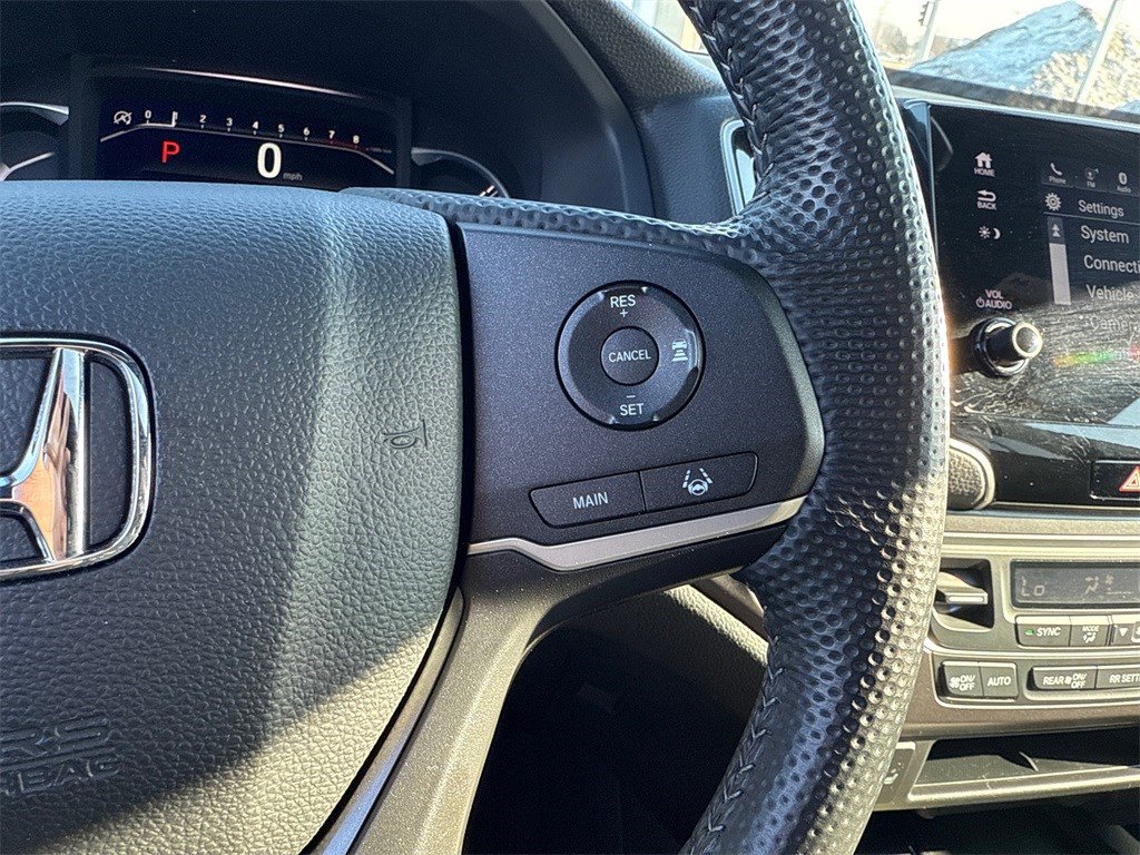 Certified 2025 Honda Passport EX-L image 26