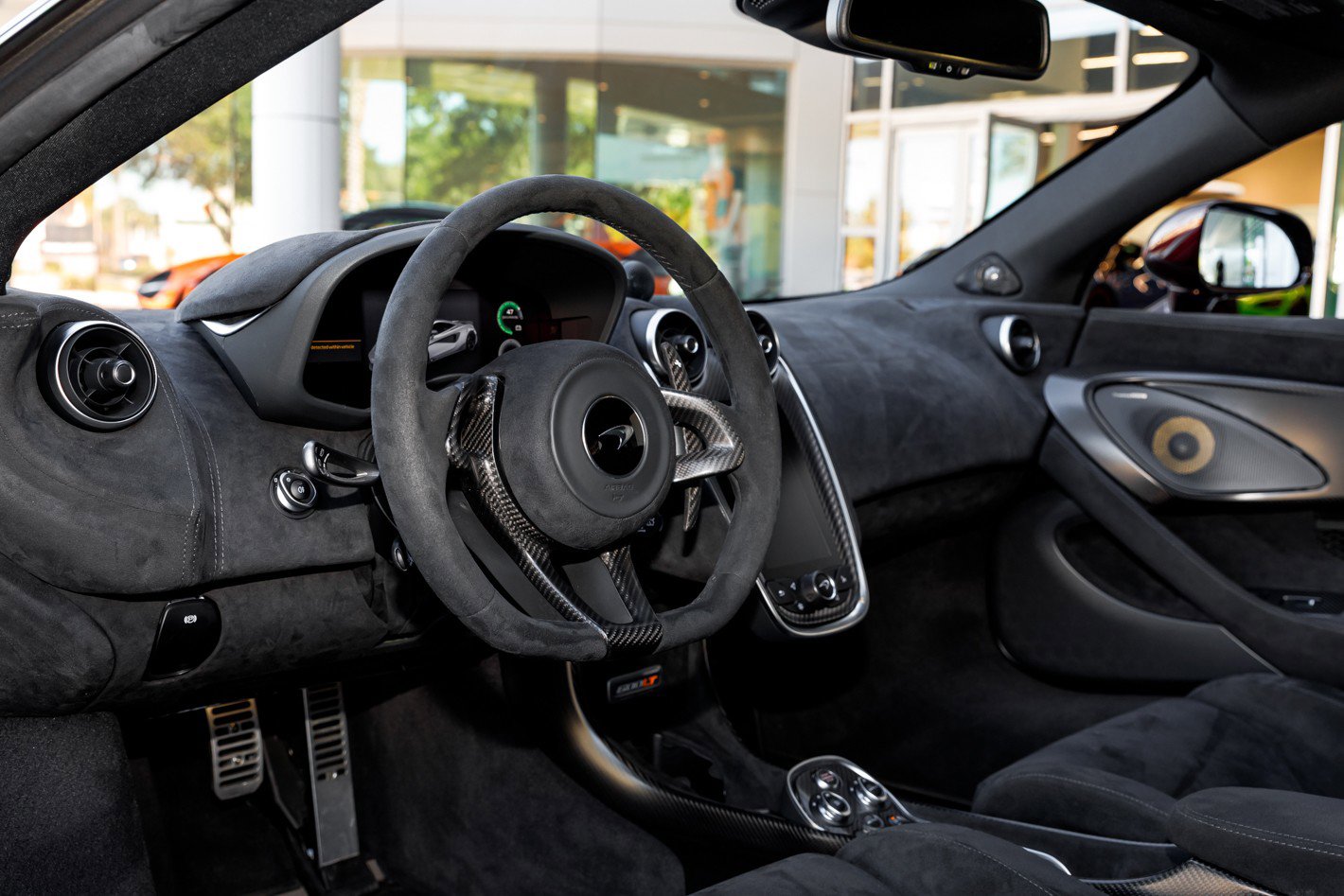 Used 2019 McLaren 600LT image 48