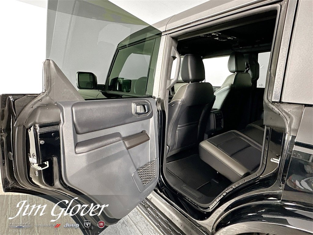 Used 2025 Ford Bronco Outer Banks image 13