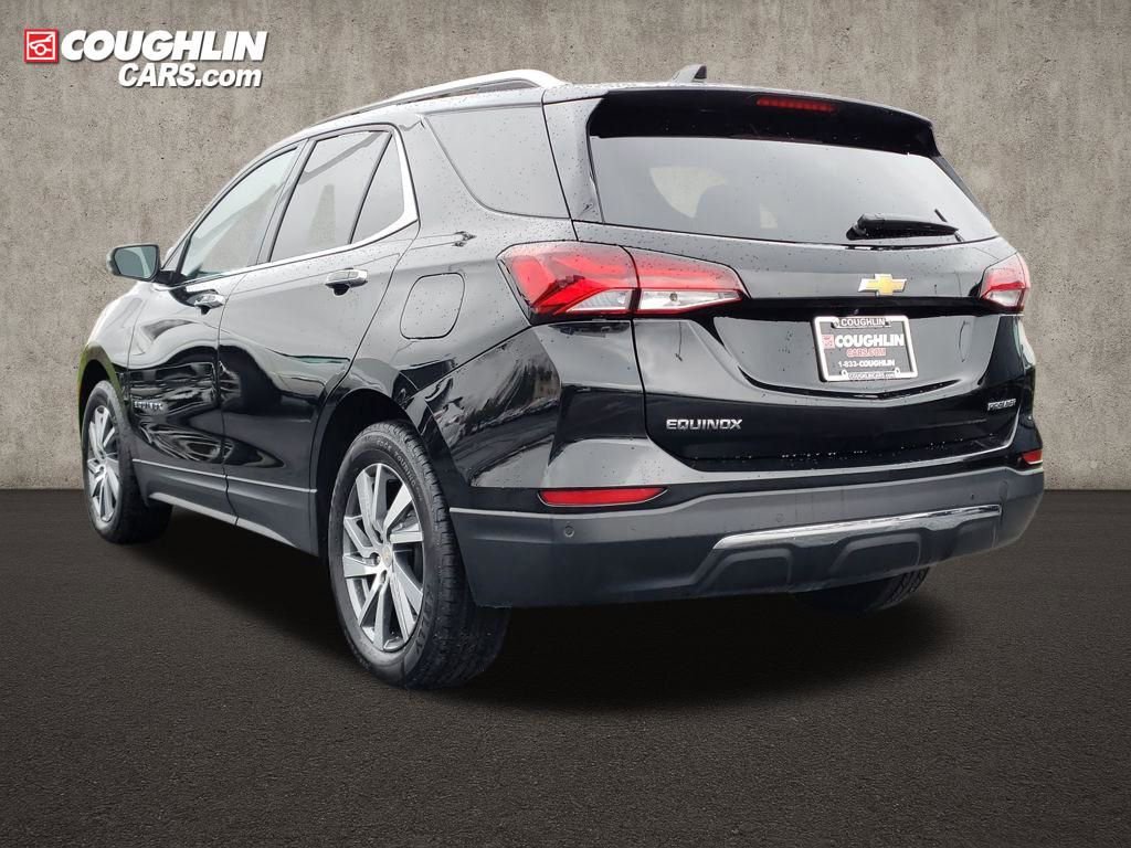 Used 2024 Chevrolet Equinox Premier FWD image 3
