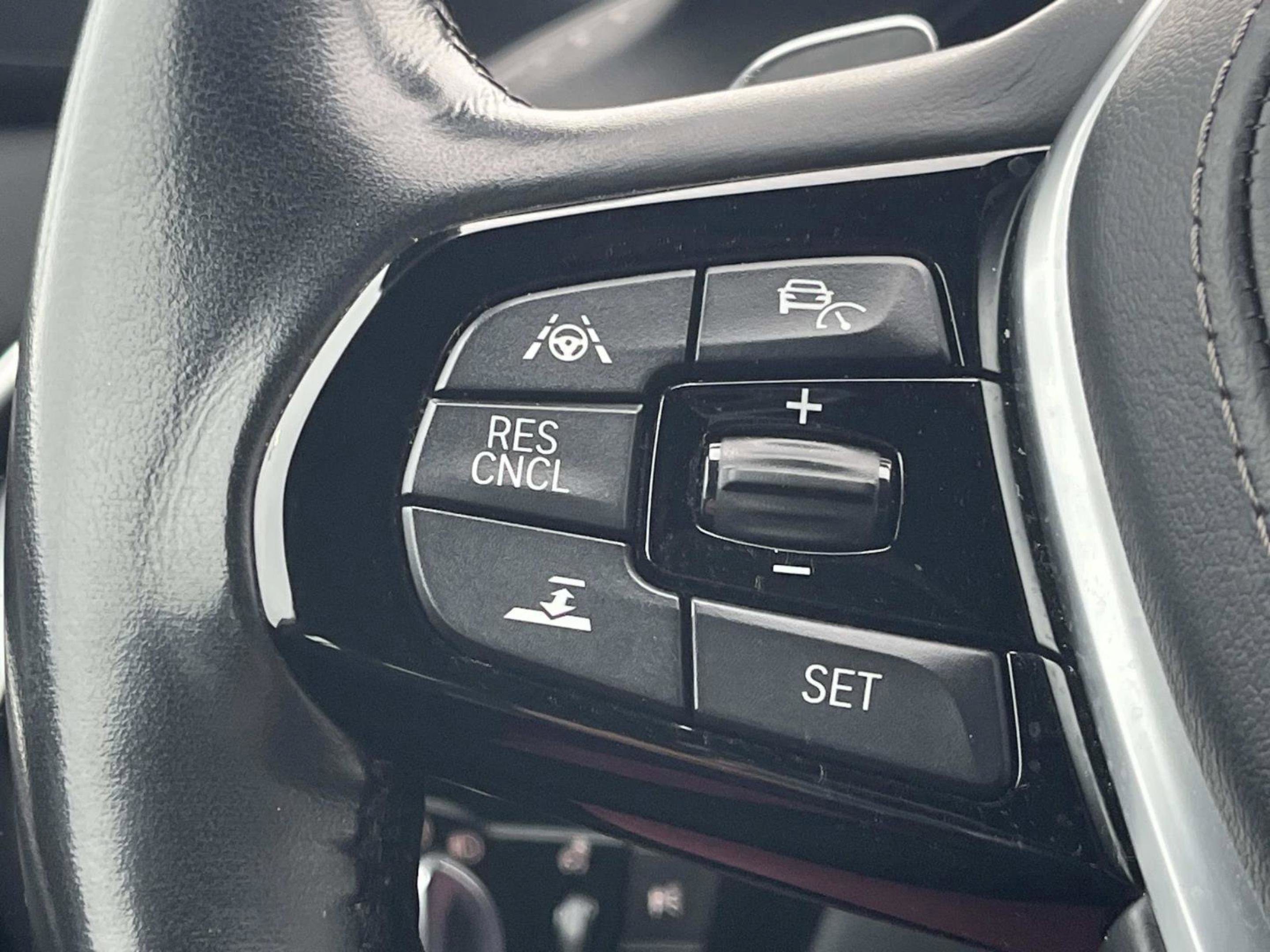 Used 2019 BMW 530i xDrive image 33