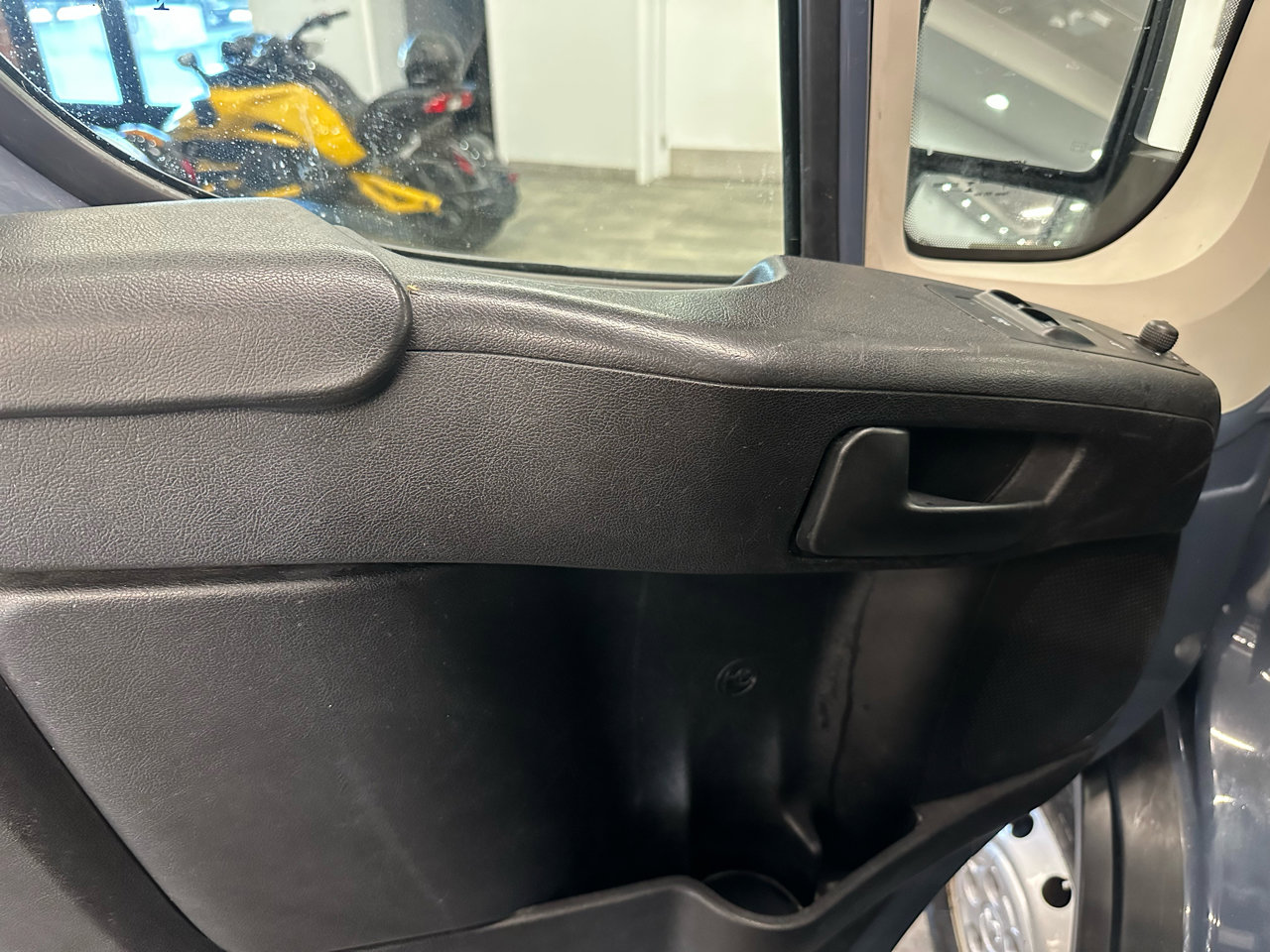 Used 2020 RAM ProMaster 3500 image 9