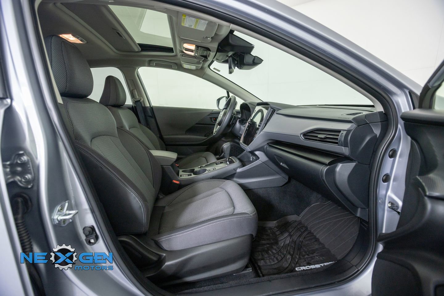 Used 2024 Subaru Crosstrek 2.0i Premium AWD/4WD image 38