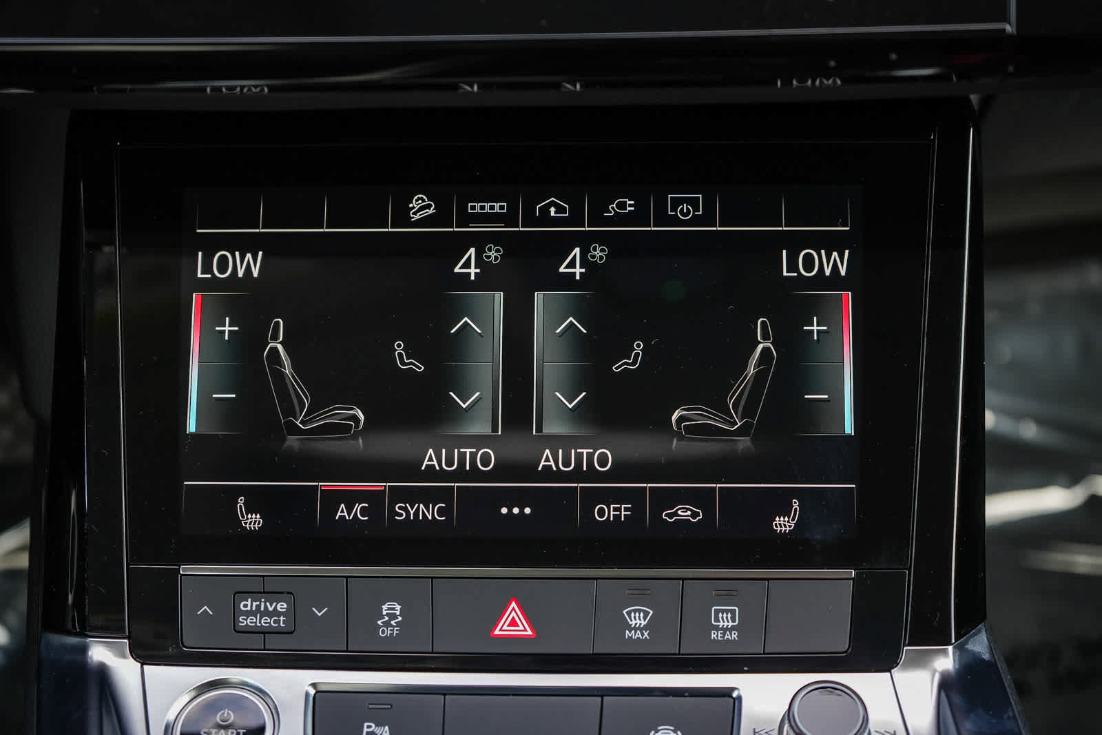 Used 2024 Audi Q8 e-tron Premium AWD/4WD image 18