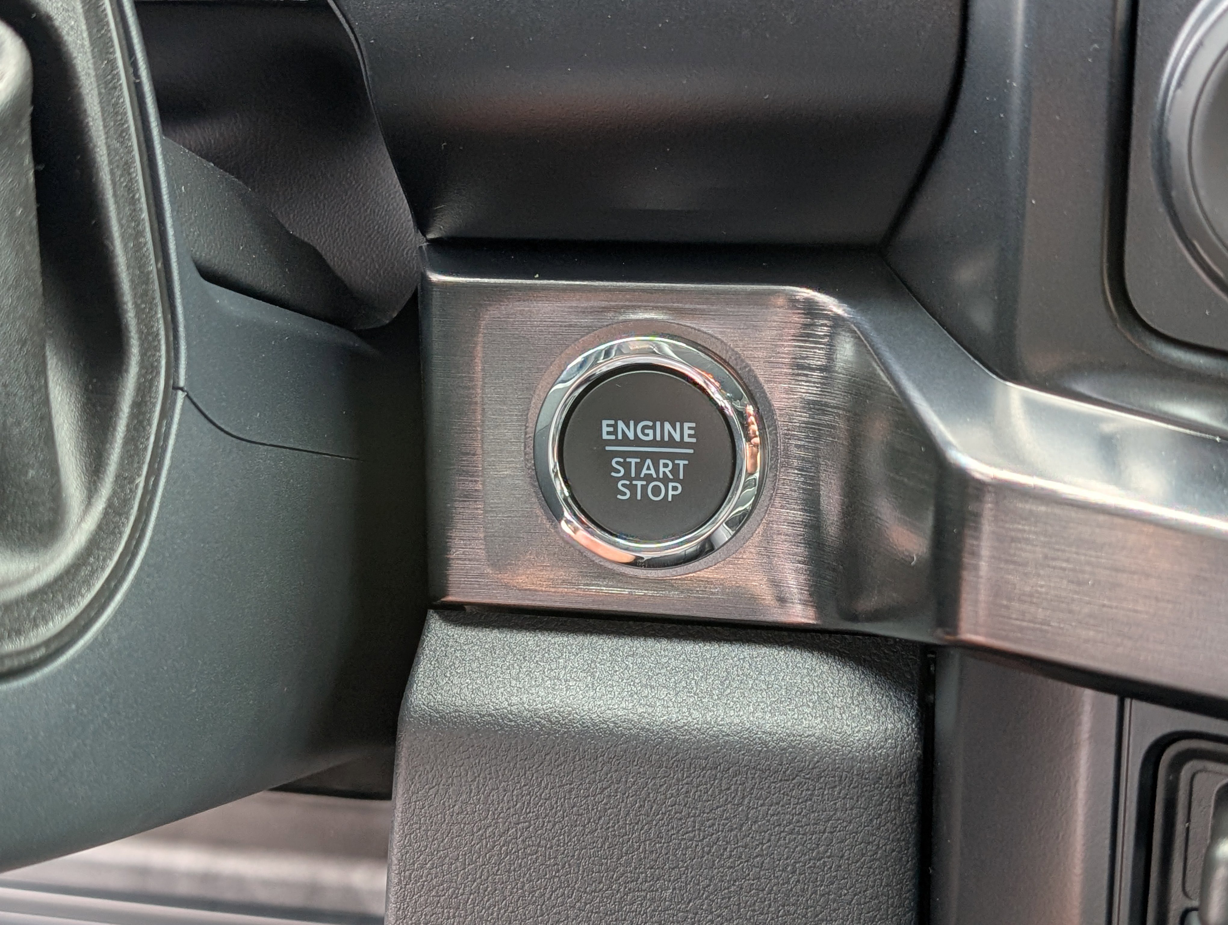 New 2026 Ford F350 Lariat w/ Black Appearance Package image 24