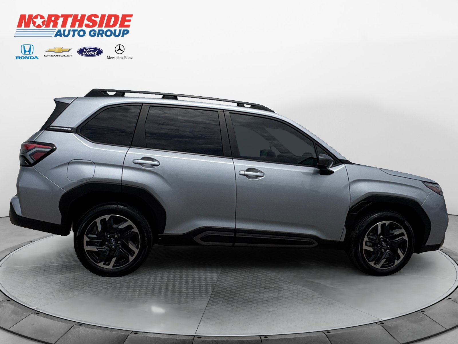Used 2025 Subaru Forester Limited w/ Popular Package #2 AWD/4WD image 8