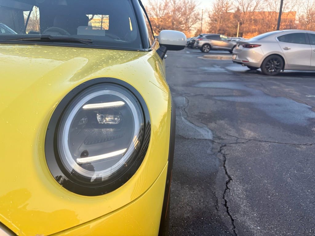 Used 2025 MINI Cooper S image 22