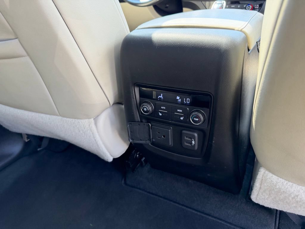 Used 2021 Buick Enclave Premium w/ Sun and Sites Package AWD/4WD image 37