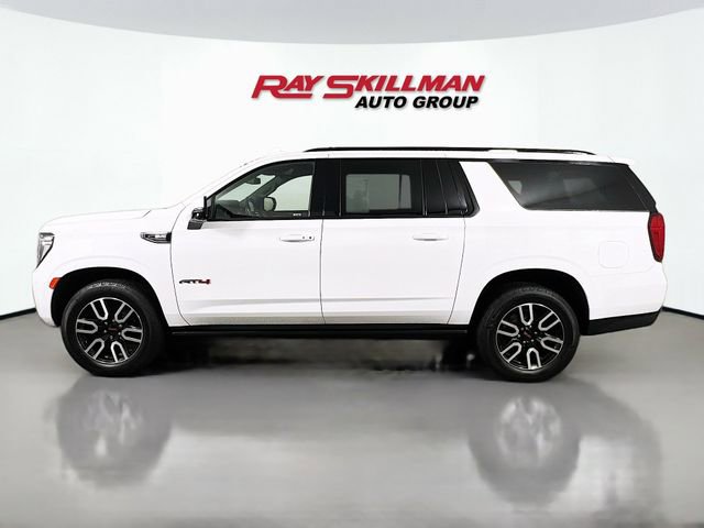 Used 2023 GMC Yukon XL AT4 w/ Technology Package AWD/4WD image 4