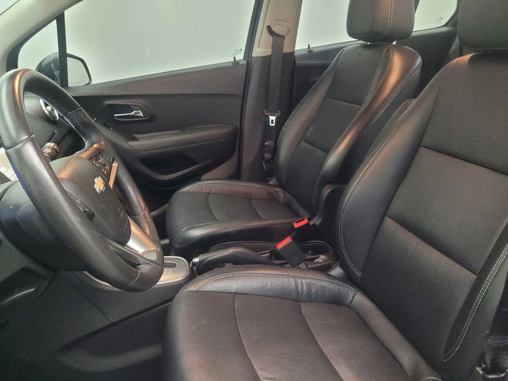 Used 2015 Chevrolet Trax LTZ FWD image 17