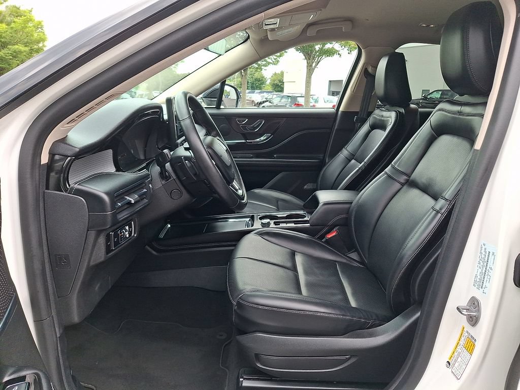 Certified 2023 Lincoln Corsair AWD w/ Equipment Group 101A image 15