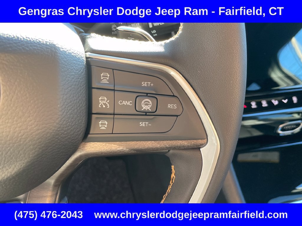 Certified 2026 Jeep Grand Cherokee Limited AWD/4WD image 53