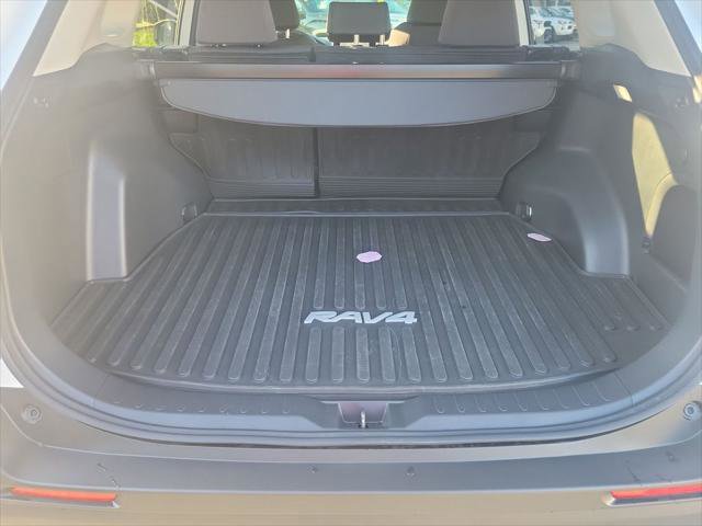 Certified 2025 Toyota RAV4 XLE w/ Convenience Package image 28