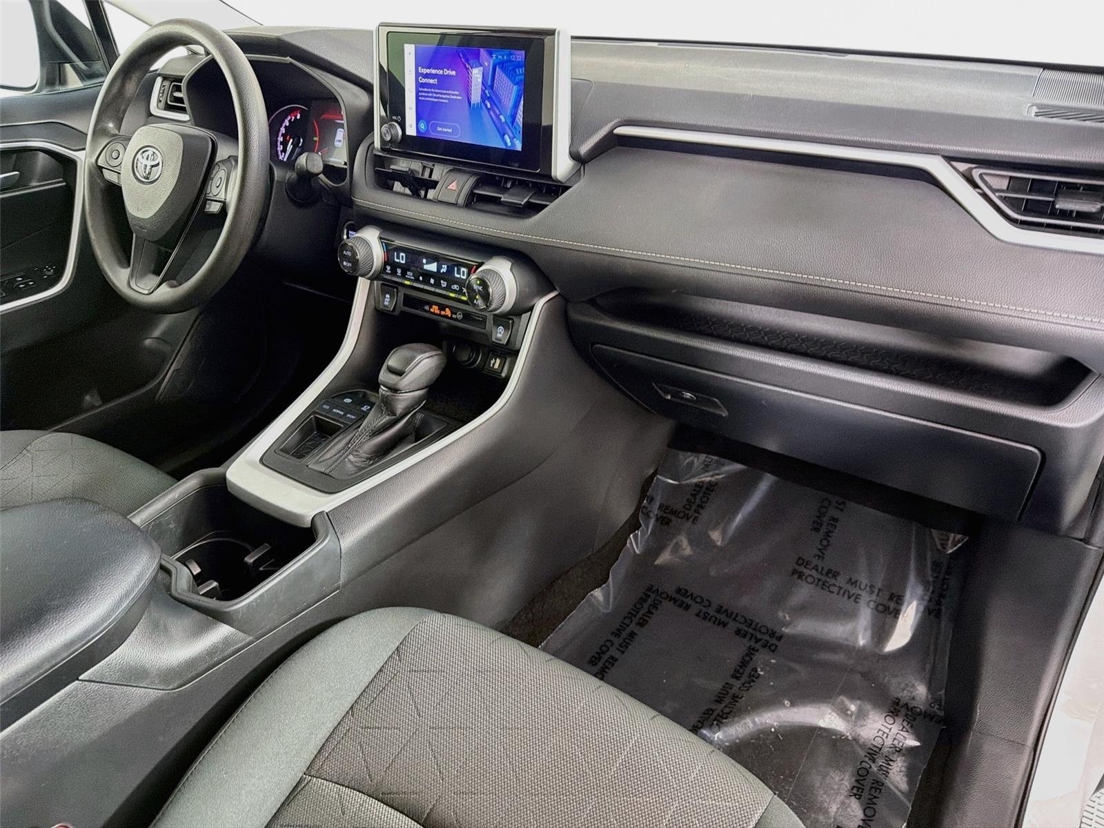 Used 2023 Toyota RAV4 XLE FWD image 28
