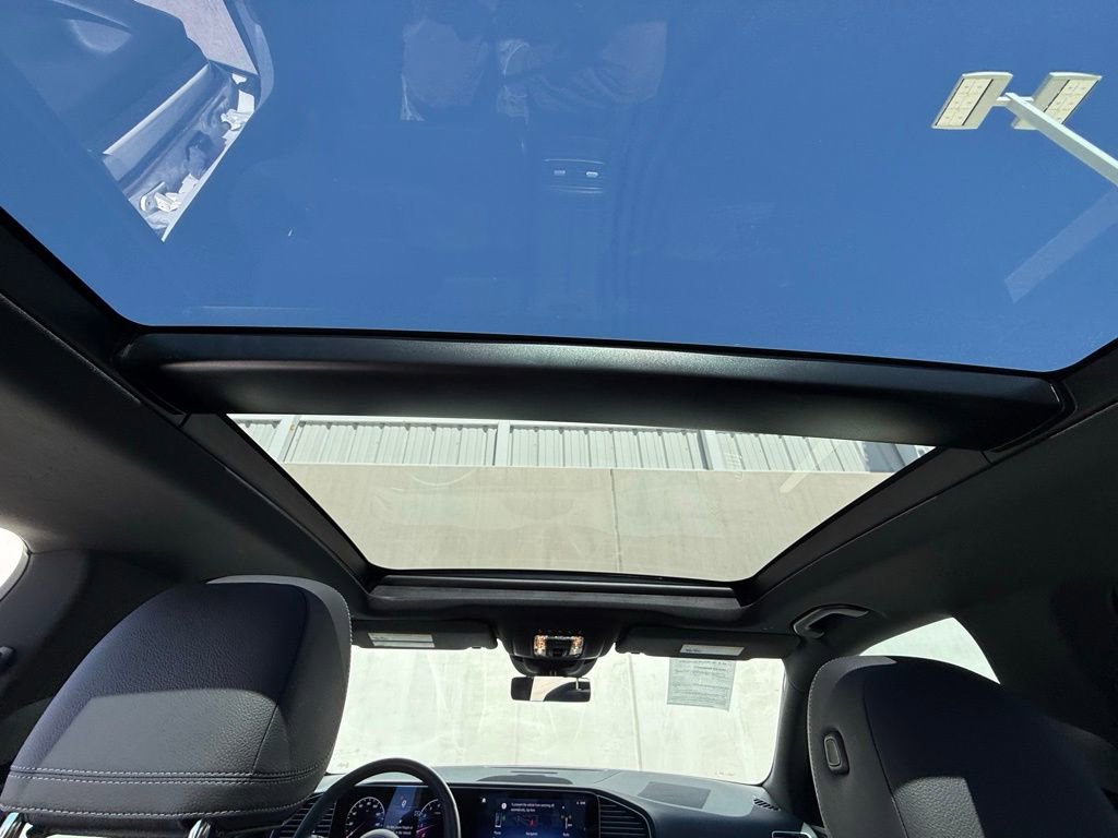 Used 2024 Mercedes-Benz GLE 350 4MATIC image 6