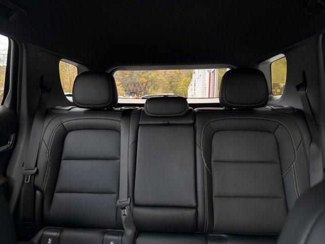 New 2026 GMC Terrain Elevation w/ Elevation Premium Package image 18