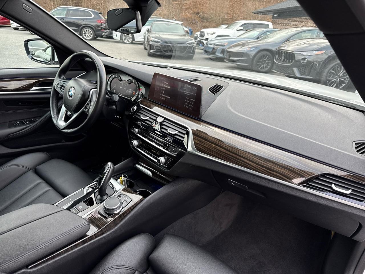 Used 2019 BMW 530i xDrive w/ Convenience Package image 36