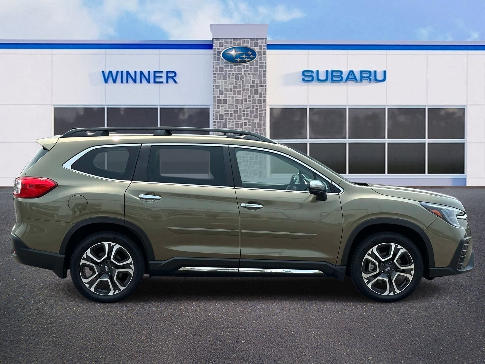 Certified 2023 Subaru Ascent Touring AWD/4WD image 7
