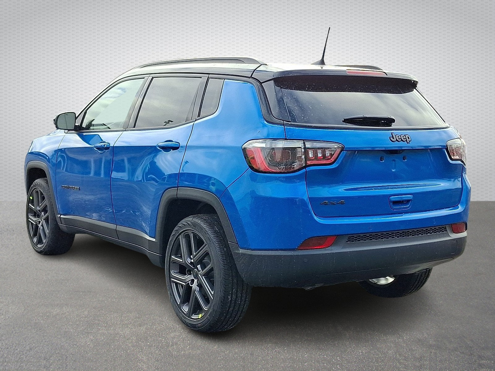 New 2026 Jeep Compass Limited AWD/4WD image 4
