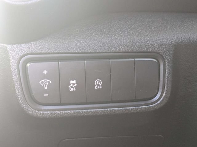 Used 2023 Kia Soul LX FWD image 18