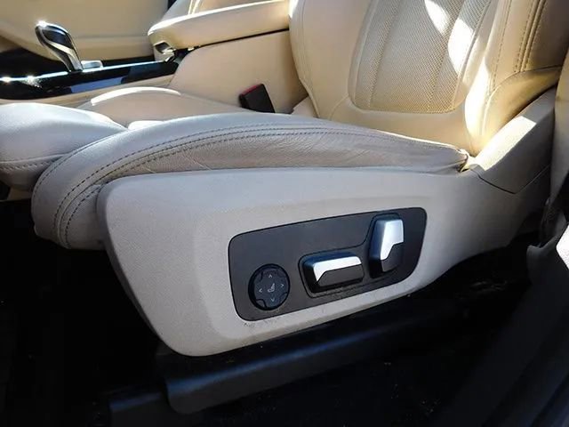 Used 2022 BMW X4 xDrive30i w/ Convenience Package image 16