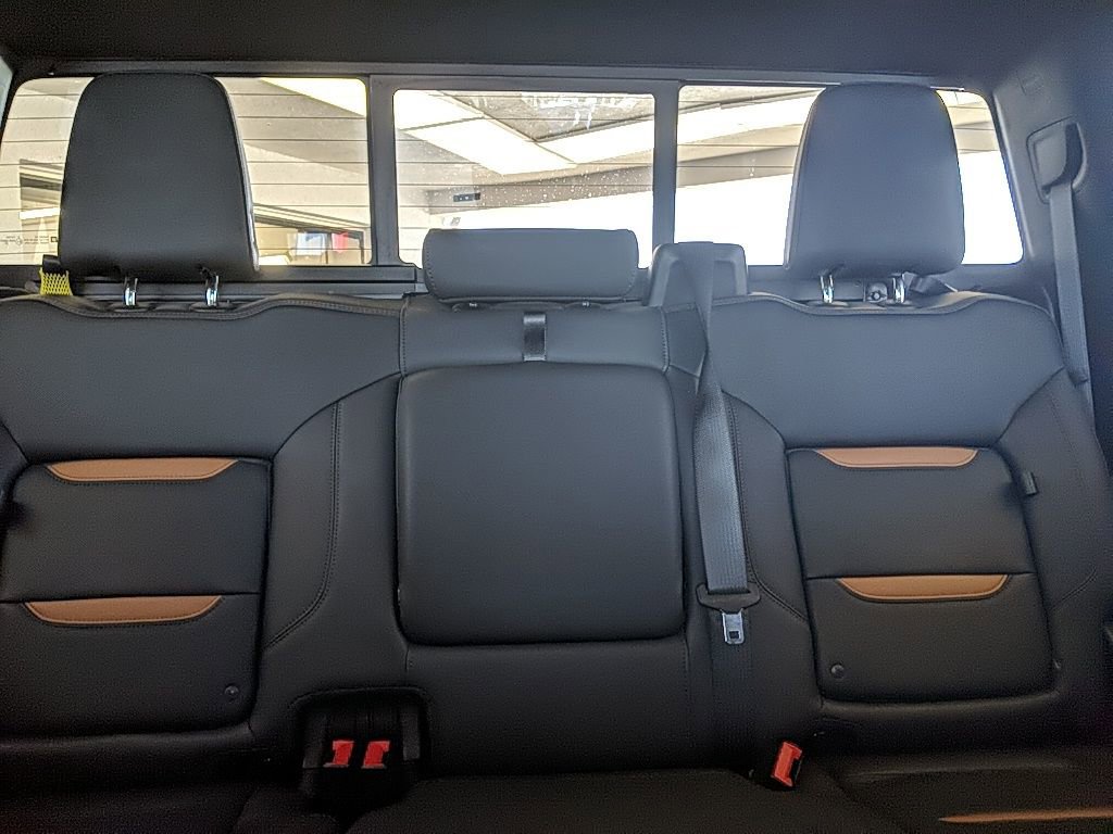Used 2024 GMC Sierra 2500 AT4 w/ AT4 Premium Plus Package image 35