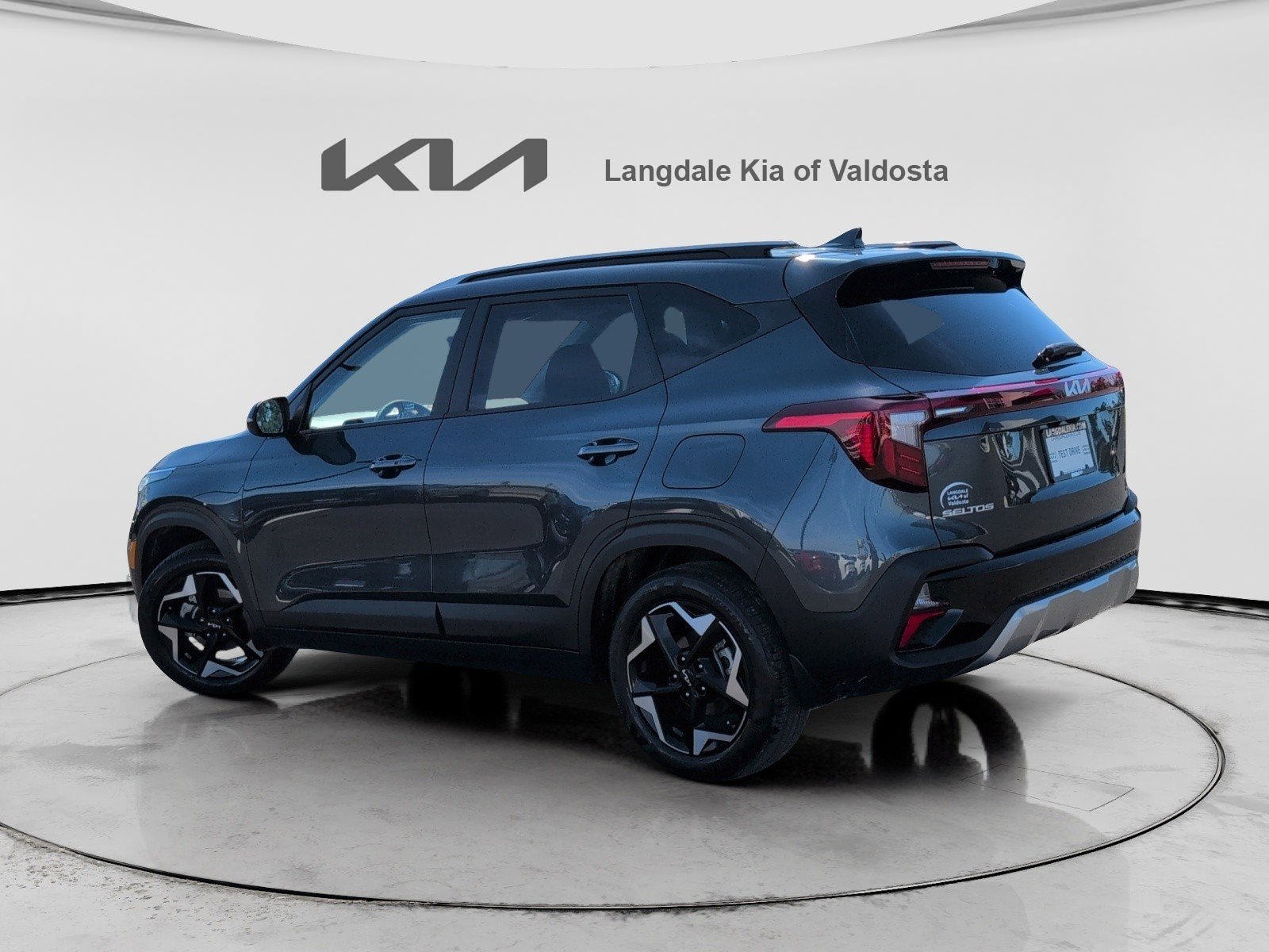 Used 2025 Kia Seltos S image 9